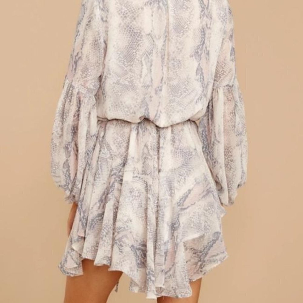 Olivaceous Vici dress bubble sleeves Size Small - Picture 4 of 14